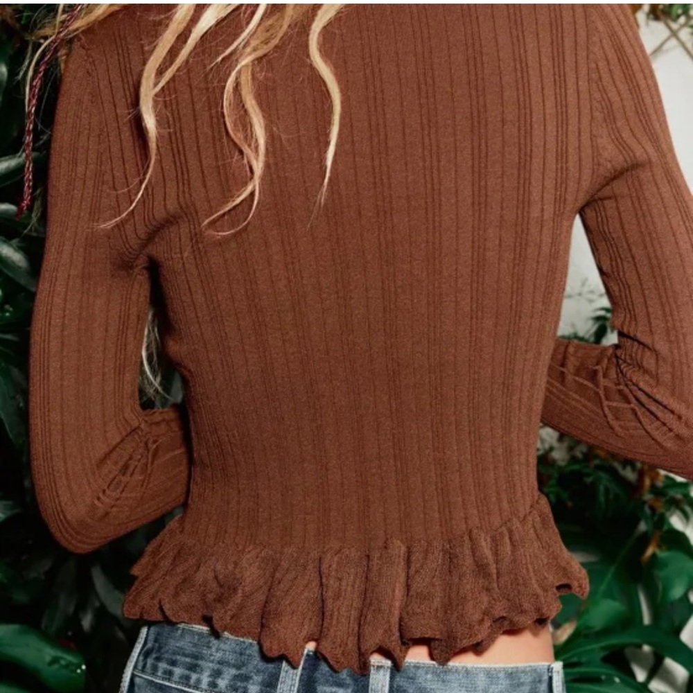 Zara Sweater - Picture 3 of 8